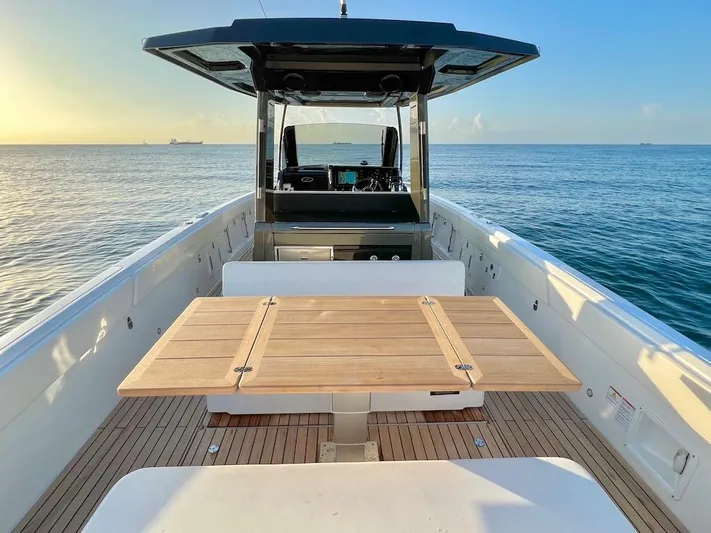  Yacht Photos Pics Manufacturer Provided Image