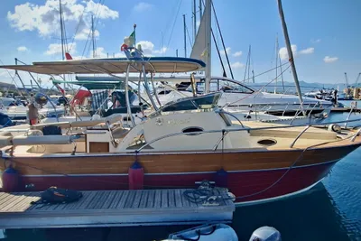 2012 Cantieri Tirrenia VIVEUR 8.50 CABIN