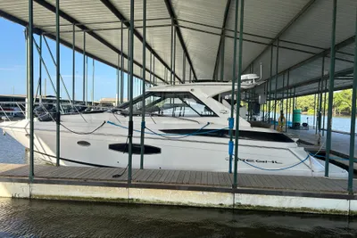 Regal 42 Sport Coupe