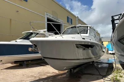 Pursuit OS 325 Offshore