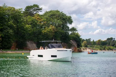 De Antonio Yachts D42 Open
