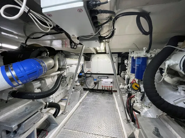 Bodacious Yacht Photos Pics 