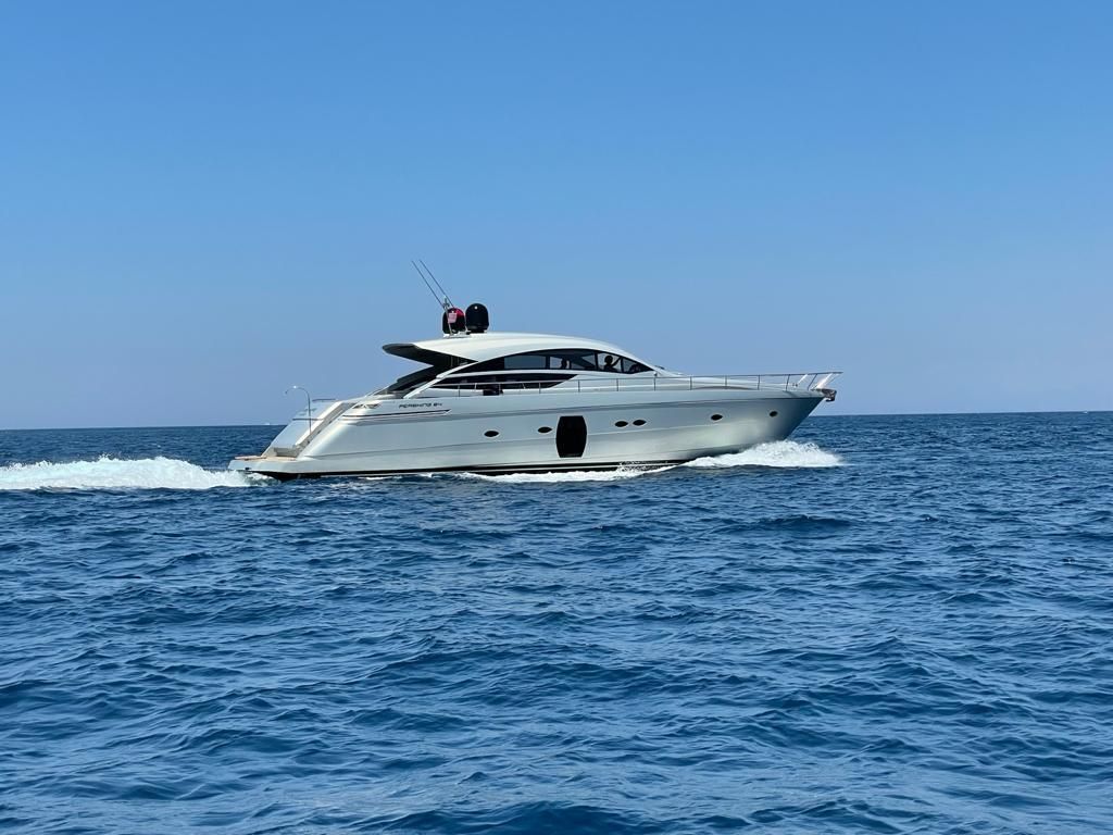 2009 Pershing 65