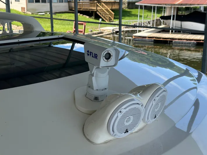  Yacht Photos Pics FLIR camera and speakers on 2010 Sea Ray 450 Sundancer yacht deck.