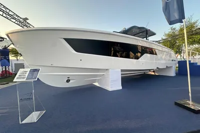 Al Dhaen Wave Breaker 380 CL