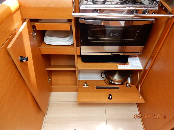 Bliss Yacht Photos Pics 