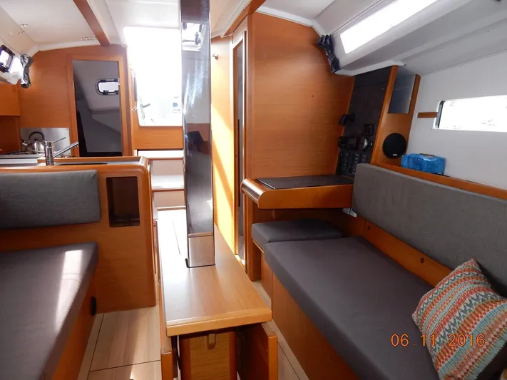 Bliss Yacht Photos Pics 