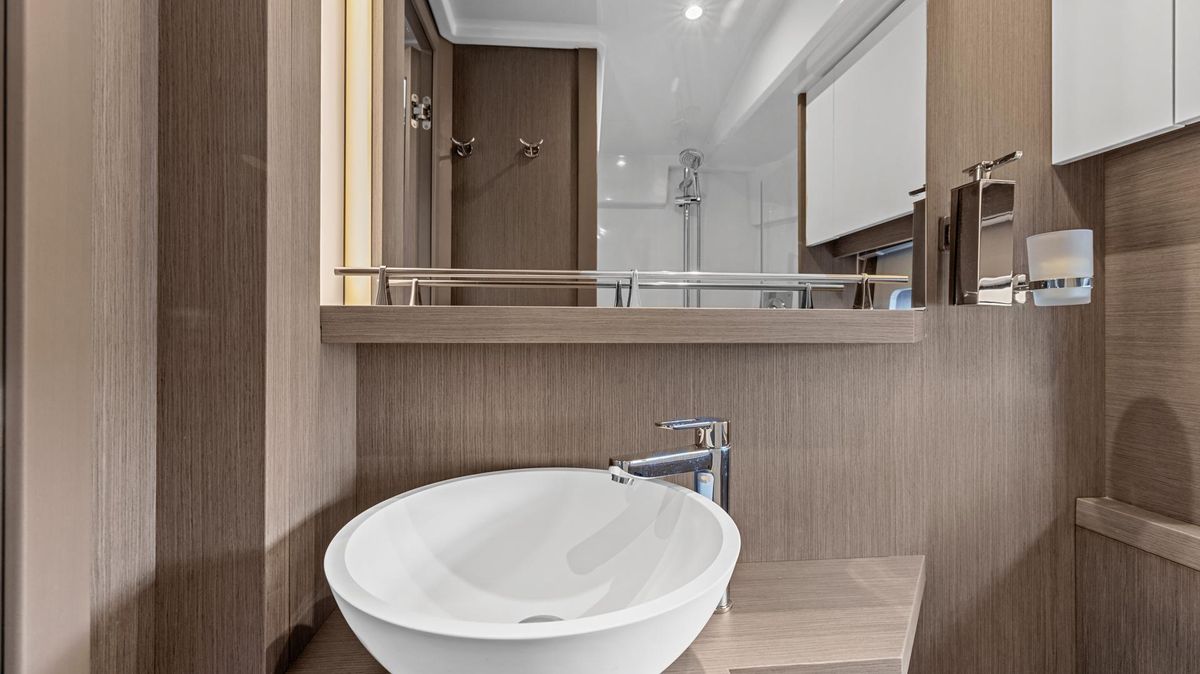 2022 Beneteau 45 