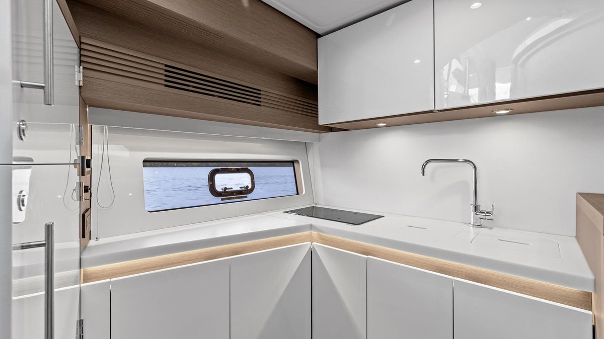 2022 Beneteau 45 