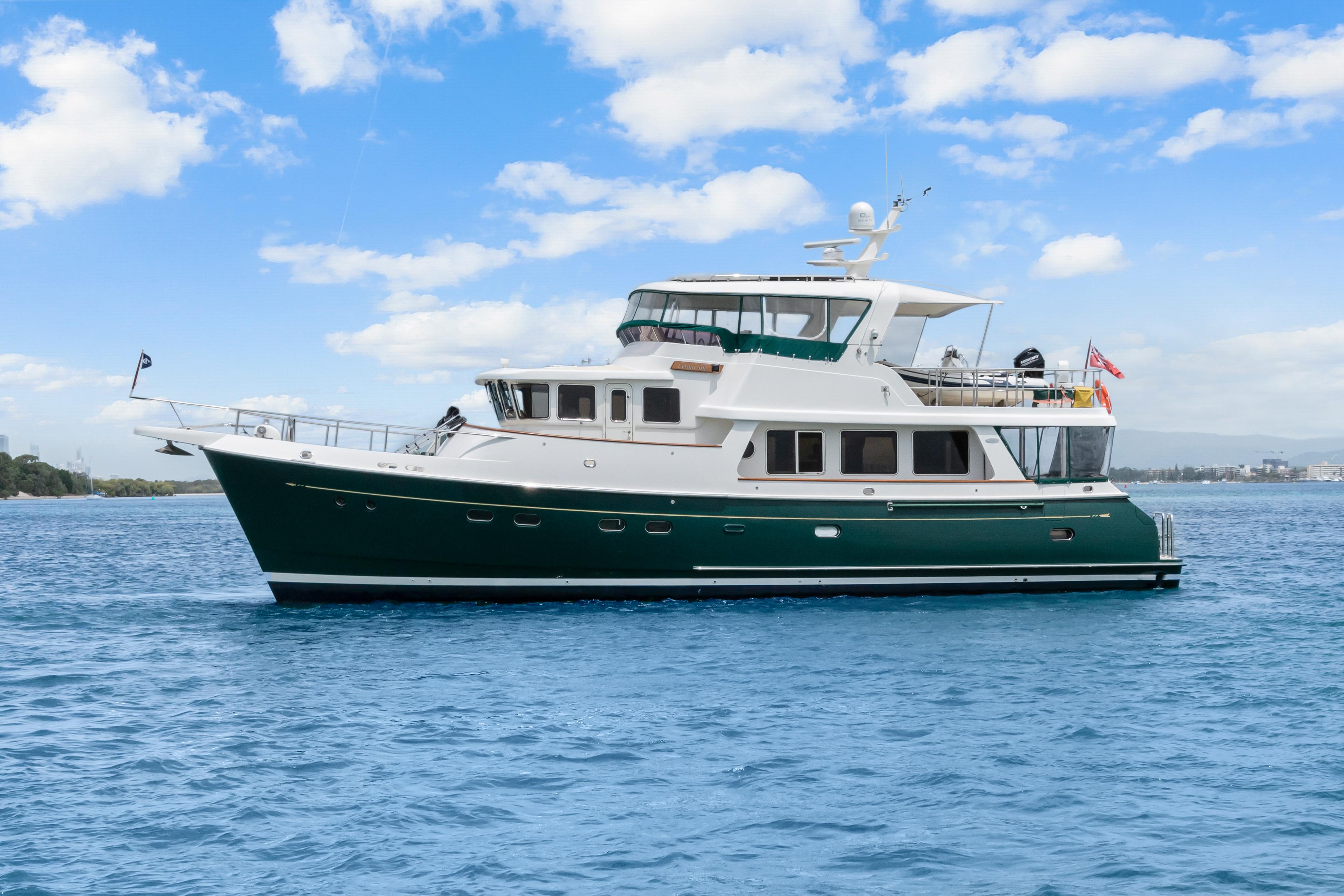 selene motor yachts for sale