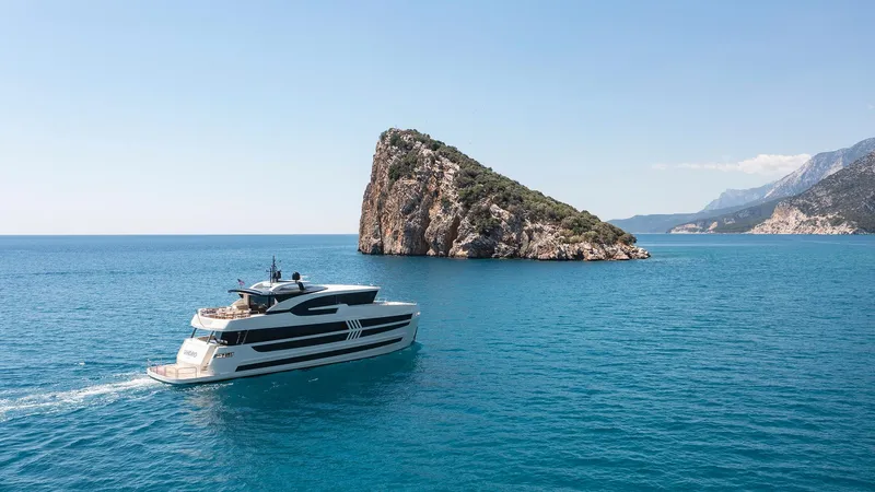 Sandro Yacht Photos Pics Manufacturer Provided Image