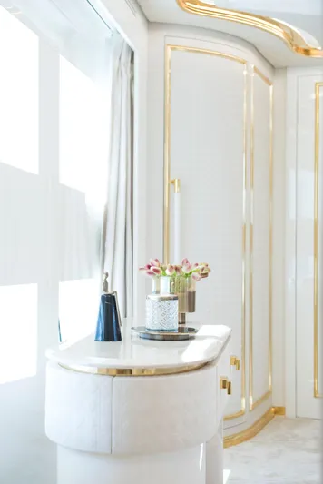 Uhv90 Yacht Photos Pics Manufacturer Provided Image