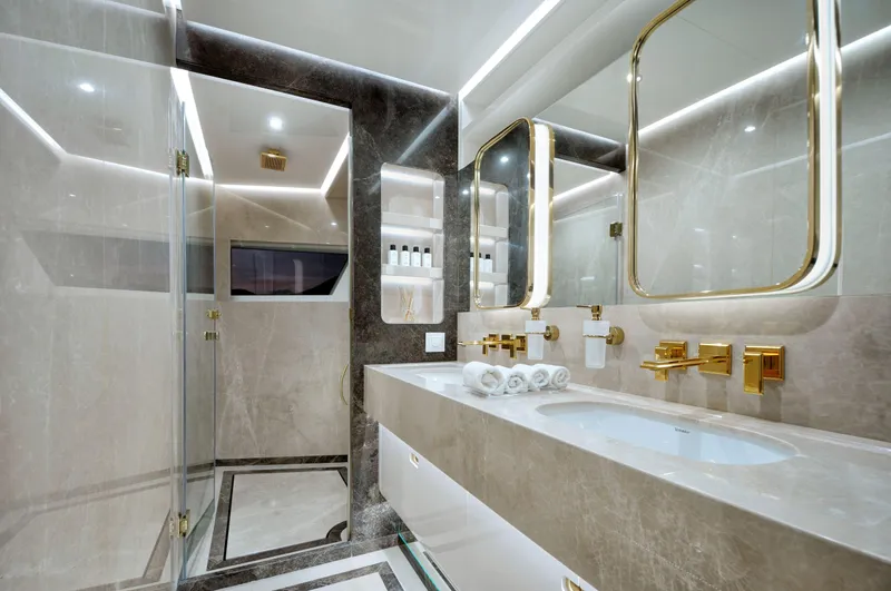 Uhv90 Yacht Photos Pics Manufacturer Provided Image