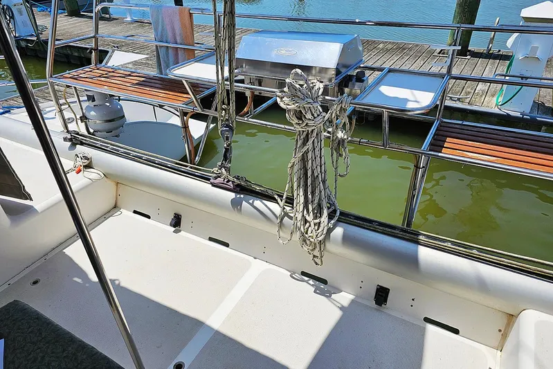 Zephyros Yacht Photos Pics Seawind 36XL 2009 yacht deck with ropes and dockside view.