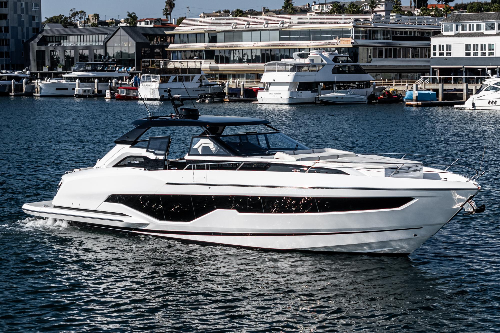 2024 Sunseeker Superhawk 55 Express Cruiser for sale - YachtWorld