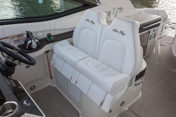 2021 Sea Ray Sundancer 320