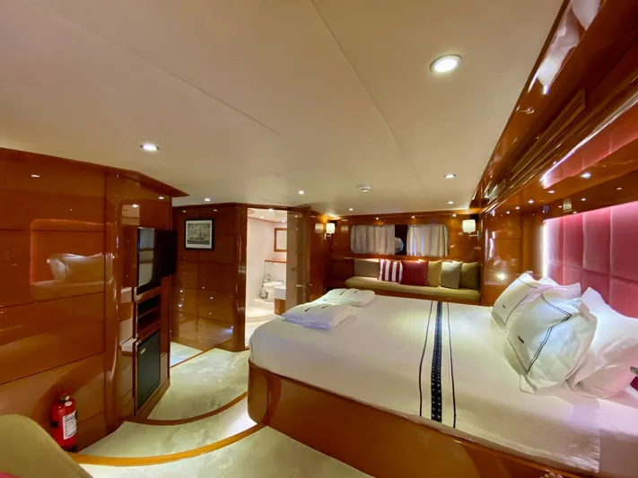 Gulmaria Yacht Photos Pics 