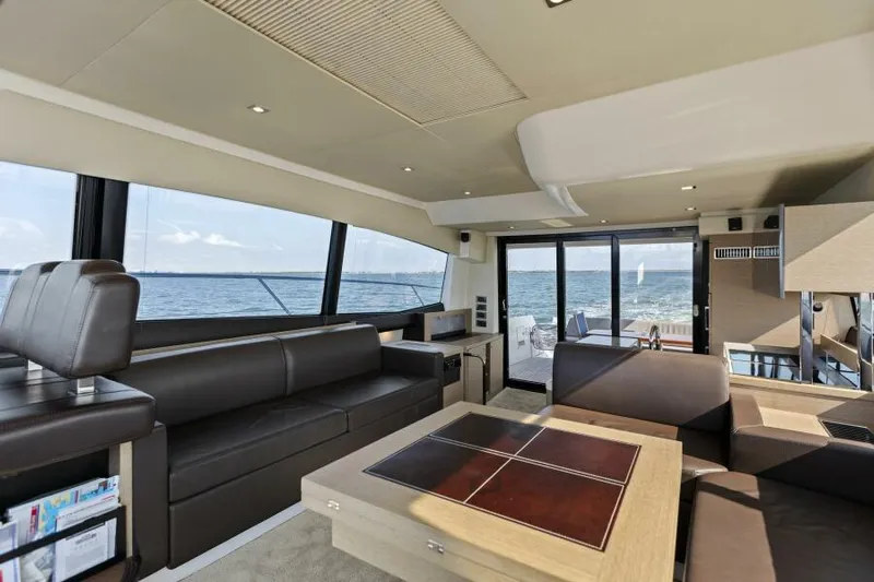 Yee Yee Yacht Photos Pics 