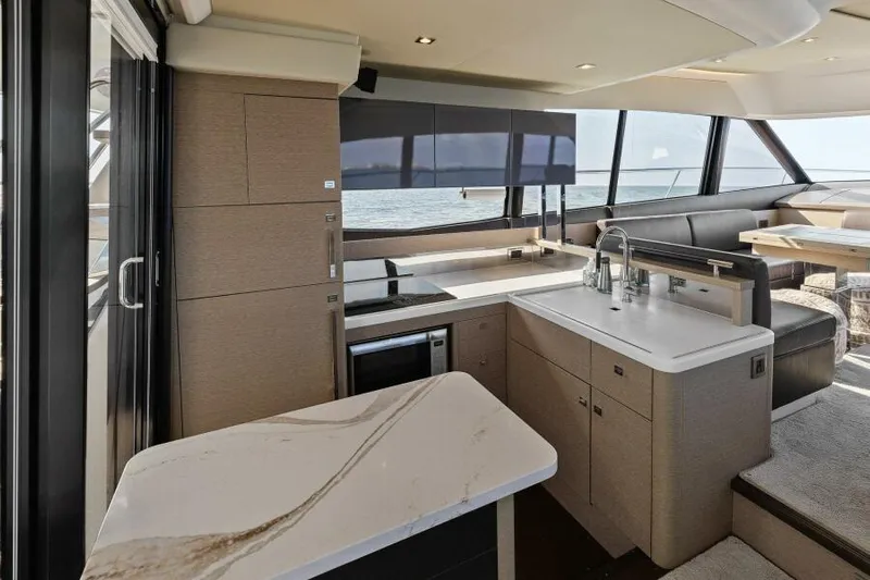 Yee Yee Yacht Photos Pics 