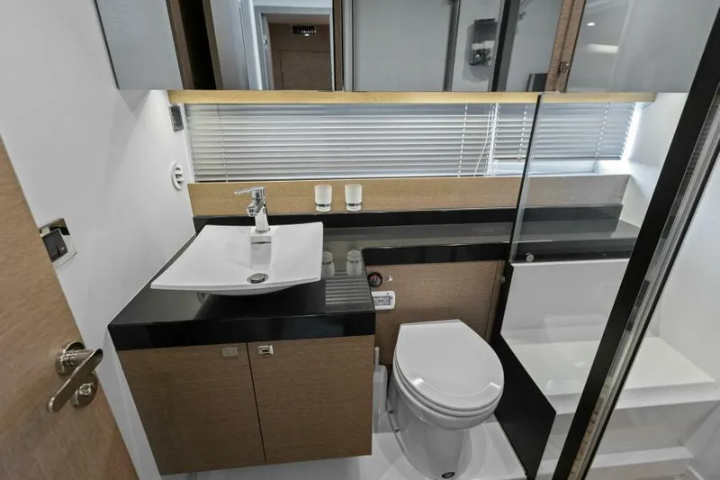 Yee Yee Yacht Photos Pics 