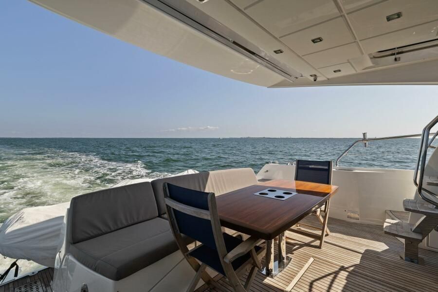 2016 Prestige 55 