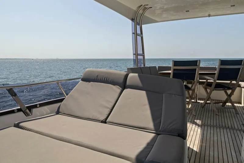 Yee Yee Yacht Photos Pics 