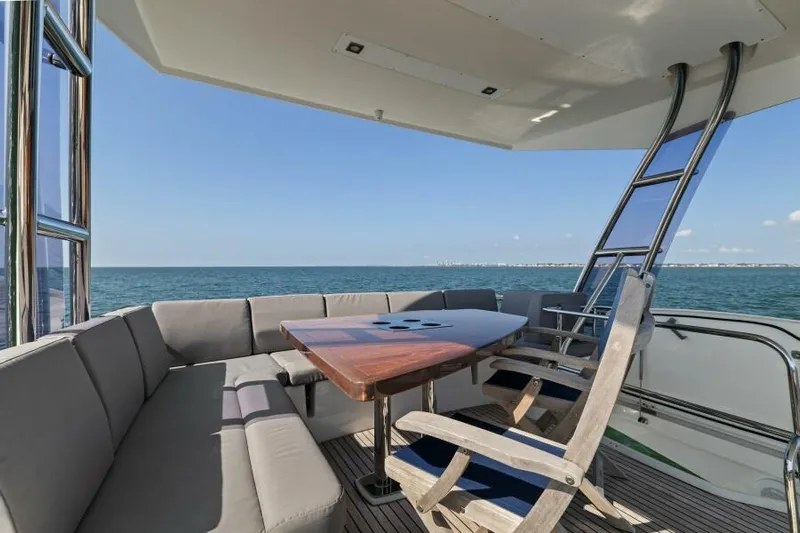 Yee Yee Yacht Photos Pics 