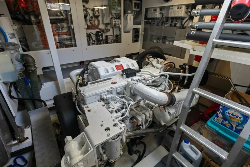 Yee Yee Yacht Photos Pics 