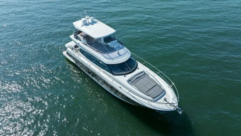 Yee Yee Yacht Photos Pics 