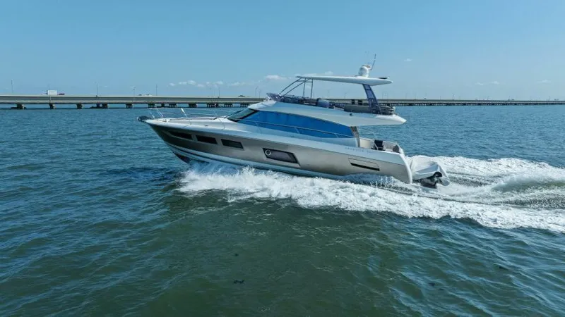 Yee Yee Yacht Photos Pics 