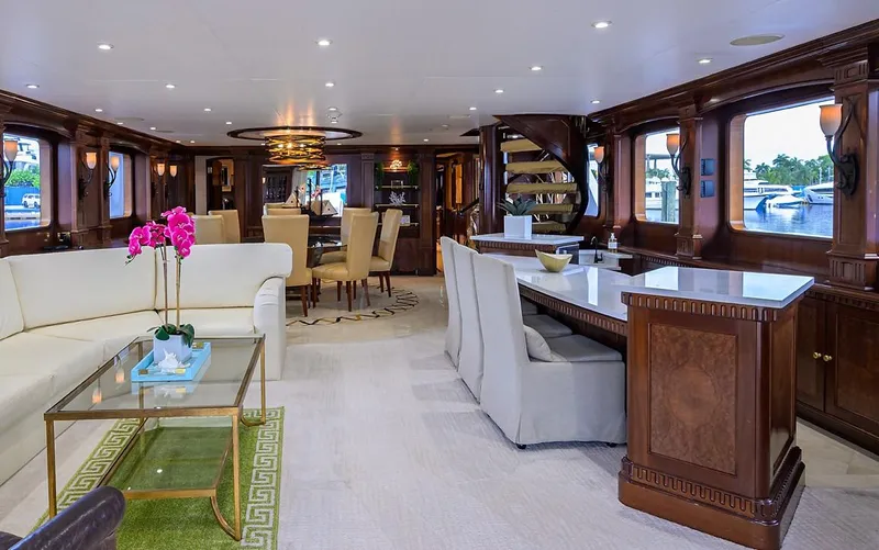 Uh Oh Yacht Photos Pics Swiftships 118 UH OH - Salon