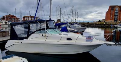 2000 Rinker 265 Fiesta Vee