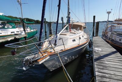 Island Packet 380