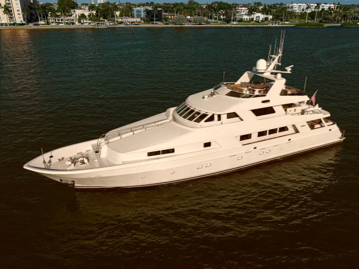 Uh Oh Yacht Photos Pics 