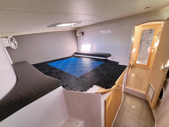 Kestrel Yacht Photos Pics Interior of 2020 Seawind 1260 catamaran, featuring a cozy cabin with modern design.