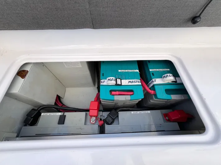 Kestrel Yacht Photos Pics 