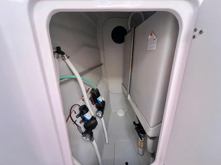 Kestrel Yacht Photos Pics 