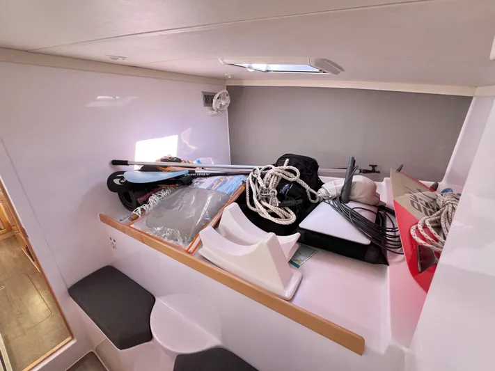 Kestrel Yacht Photos Pics 