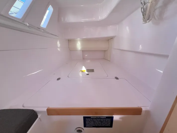 Kestrel Yacht Photos Pics 