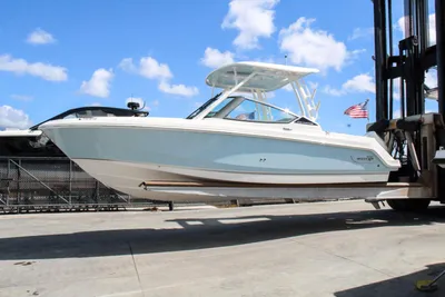 Boston Whaler 240 Vantage