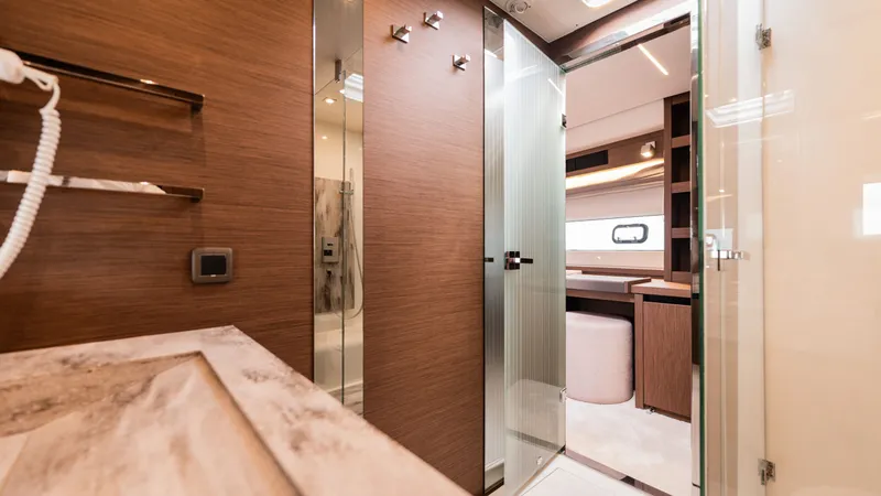 X70 Yacht Photos Pics 