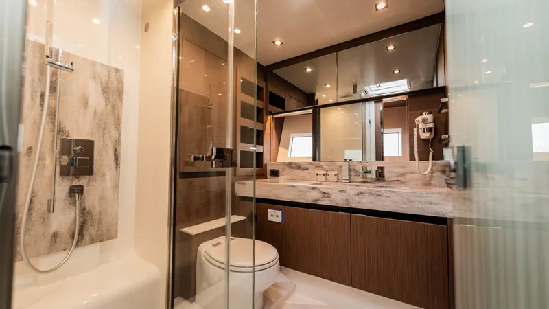 X70 Yacht Photos Pics 