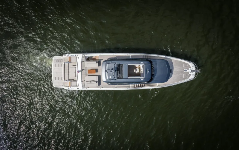 X70 Yacht Photos Pics 