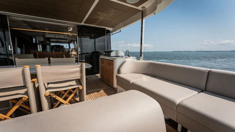 X70 Yacht Photos Pics 