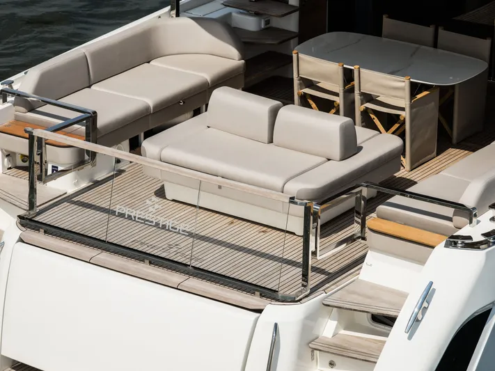 X70 Yacht Photos Pics 