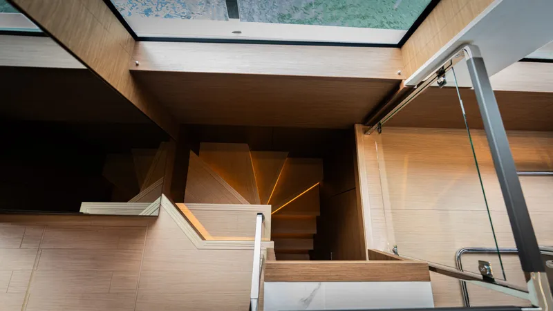 X70 Yacht Photos Pics 