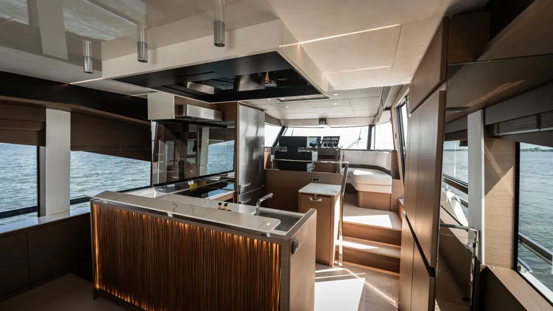 X70 Yacht Photos Pics 