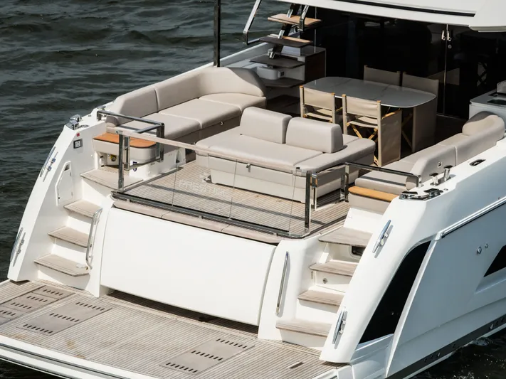 X70 Yacht Photos Pics 