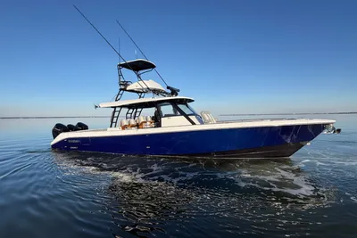 Everglades 455 Center Console