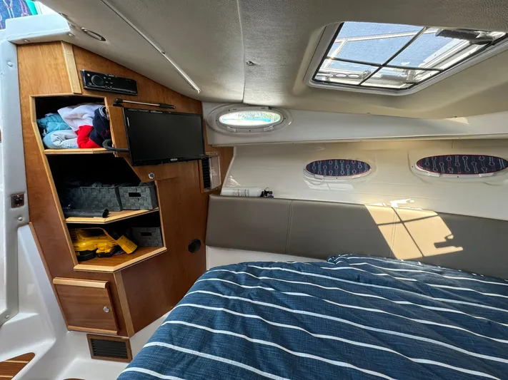 Watts Up Yacht Photos Pics 